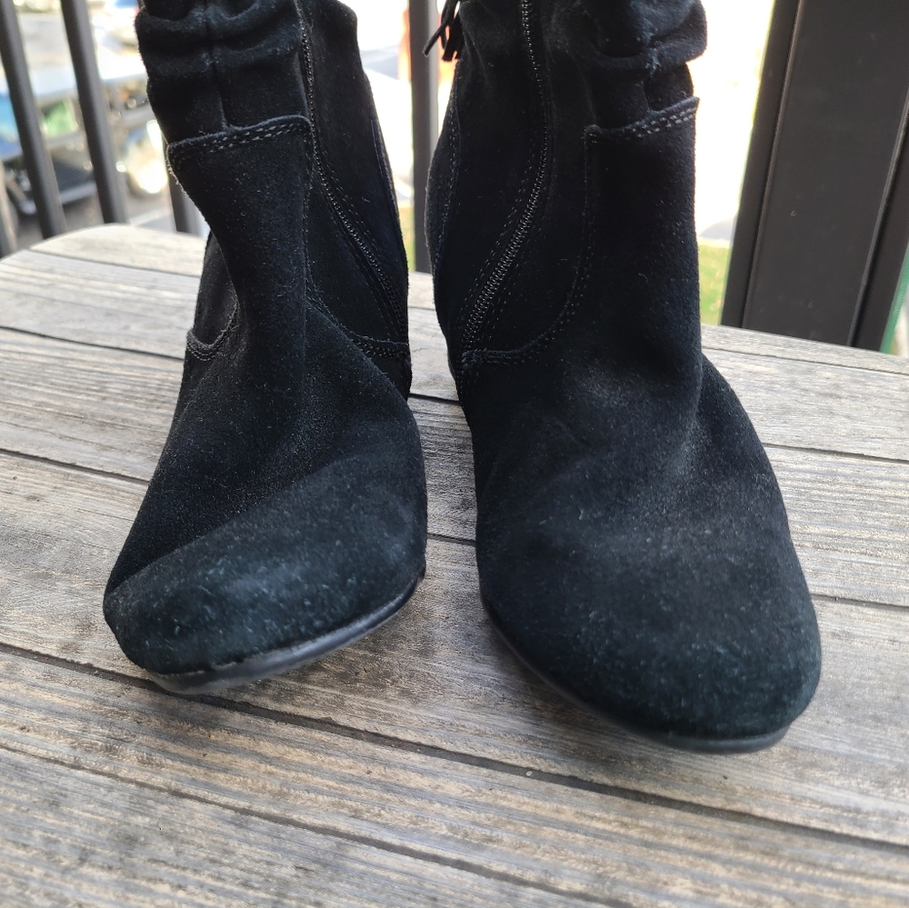 White Mountain Black Wedge Boots - Picture 8 of 10